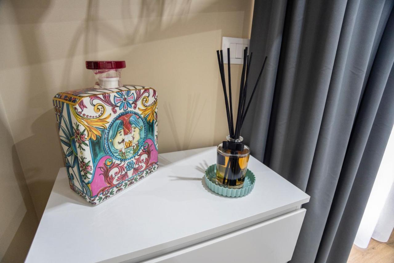 Filomena Charme Luxury Apartment Катания Екстериор снимка